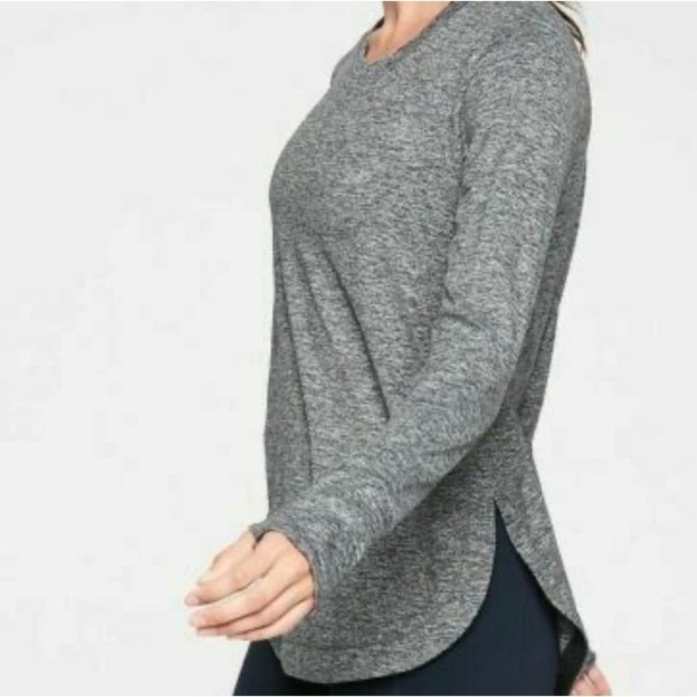 Athleta Uptempo Top Womens Medium Heather Gray Long Sleeve Workout Sporty Gym